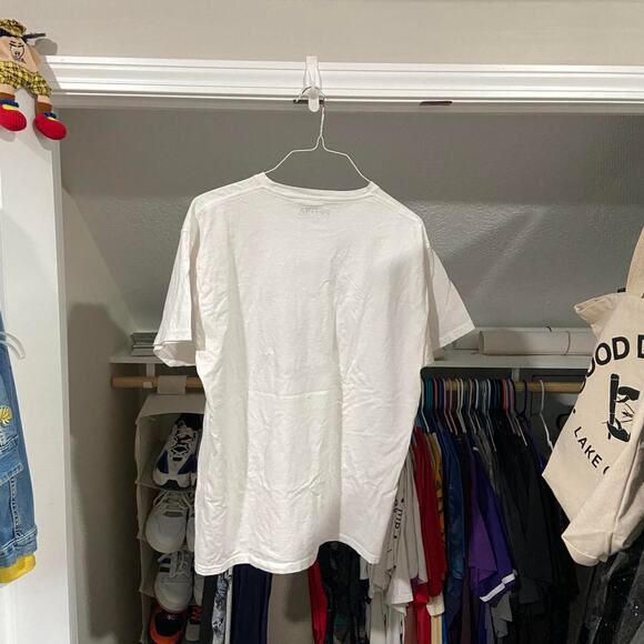 Pythia peace symbol uv letters tee - Picture 3 of 6